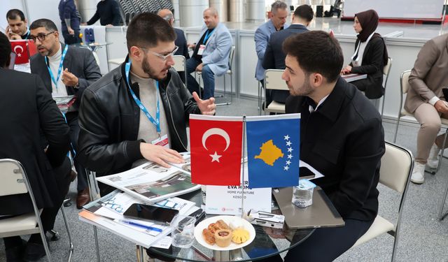 İZFURNEX’te Türk mobilyaları dünyayı donatıyor