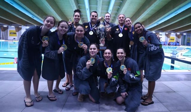 Avrupa'nın 'Sarı-Kırmızı' kraliçeleri: Göztepe sutopunda Avrupa şampiyonu!