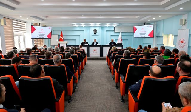 İzmir’de hayvancılık sektörü masaya yatırıldı