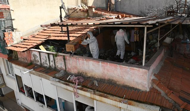 Karabağlar’da şoke eden temizlik operasyonu