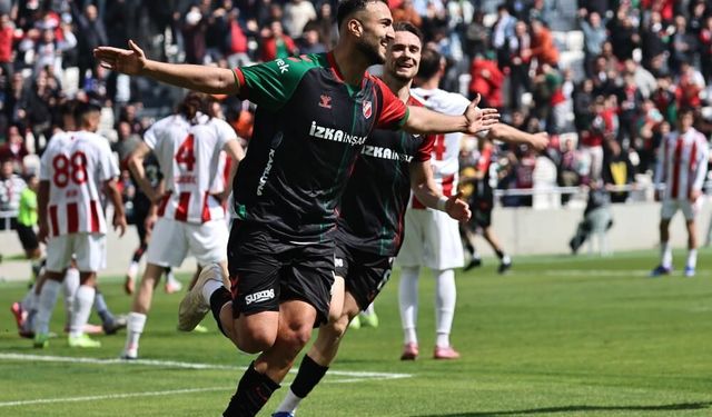 Karşıyaka'da Ömer Faruk fırtınası: 9 maçta 9 gol