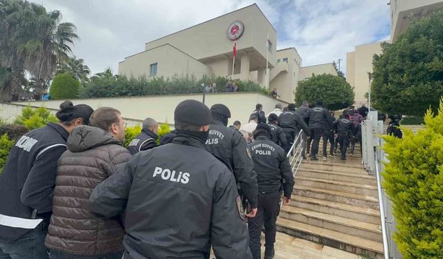 Marmaris Belediyesi'nde rüşvet operasyonu: Başkan yardımcısı dahil 4 tutuklama