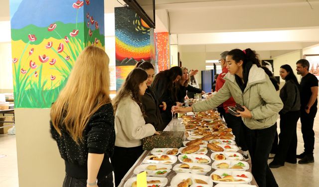 Şerife Bacı Mesleki ve Teknik Anadolu Lisesi | OKULDA DAYANIŞMA RÜZGARI ESTİ