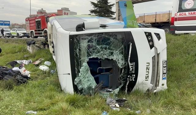 Samsun’da can pazarı! Feci kazada 1 öğrencinin kolu koptu