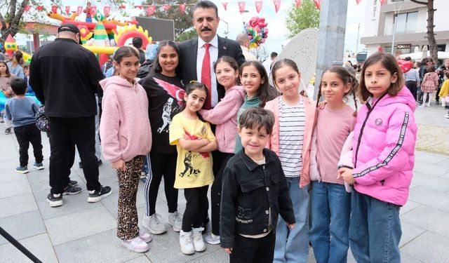 Dikili’de 23 Nisan etkinlikleri bir haftaya yayıldı