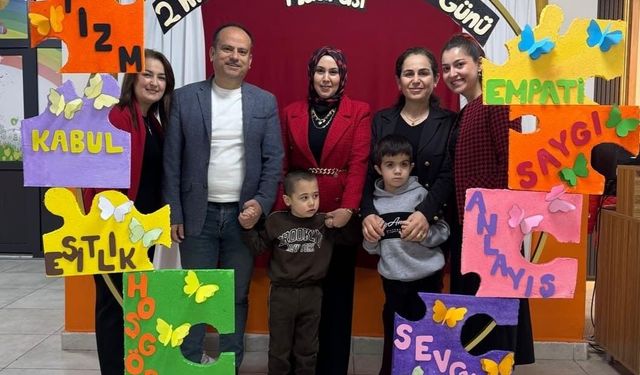 Ödemiş’te öğrencilerden otizm farkındalığına anlamlı etkinlik