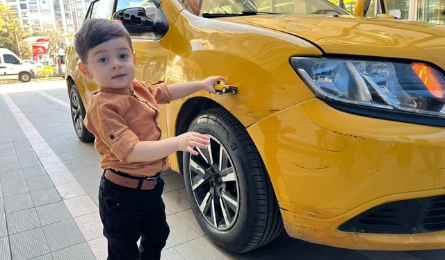 İzmirli taksiciler DMD hastası Deniz için kampanya başlattı