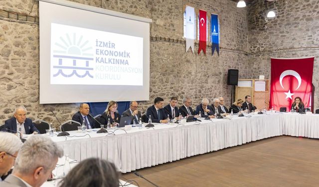 İzmir’de dirençli kent hamlesi