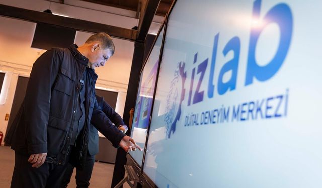 İzmir dijital dönüşümde yeni bir döneme girdi: Biri açıldı, diğeri yolda