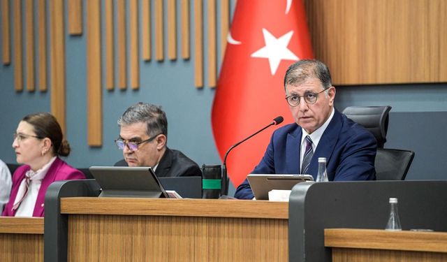 İzmir Büyükşehir ve ESHOT 2025 faaliyet raporları kabul edildi