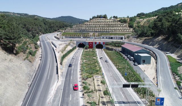 Tünel kapatıldı: Trafik eski yola yönlendirildi