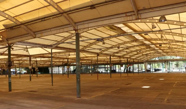 Karşıyaka’da pazar krizi devam ediyor: Tekstil günleri yine iptal edildi