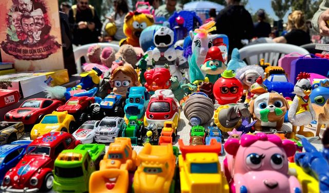 Karşıyaka’nın minik esnafları iş başında!