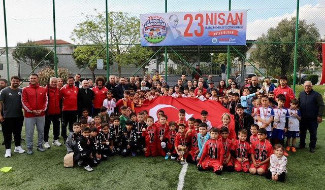 Minik kramponlar Menderes’te devleşti