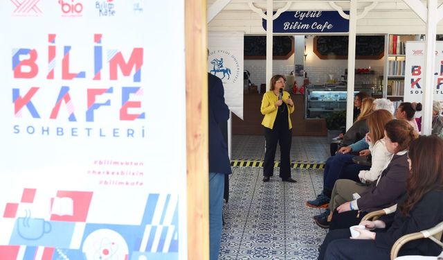 DEÜ Bilim Kafe’de güneşten korunma yöntemleri ele alındı