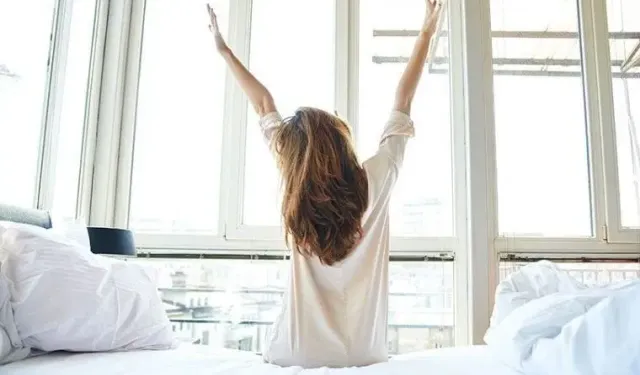 Sabah insanı değilseniz bile güne iyi başlayabilirsiniz! İşte enerjik uyanmanın 5 basit yolu