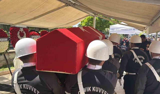 Şehit polis memuru Serkan Hızlı'nın cenazesinde gözyaşları sel oldu