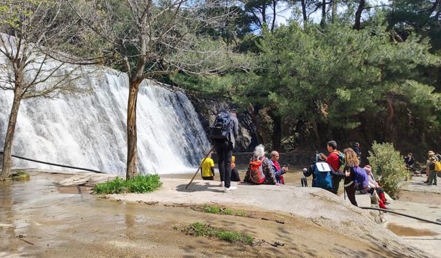 Turgutlu’da doğa tutkunları vadide bir araya geldi