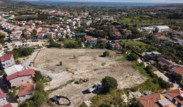 Urla’da ulaşım çalışmaları tüm mahallelere yayılıyor