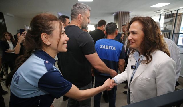 Başkan Ünsal’dan personele bayram sözü: "El eleyiz"