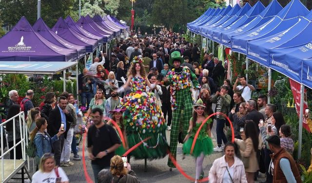 İzmir’de 3 gün boyunca her yer çiçek kokacak!
