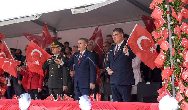 İzmir bayrama hazır: 19 Mayıs coşkusu şehri saracak!