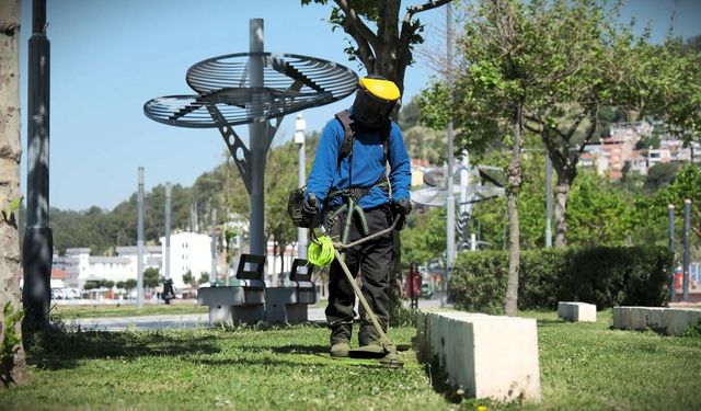 İzmir’in parklarına bayram ayarı!