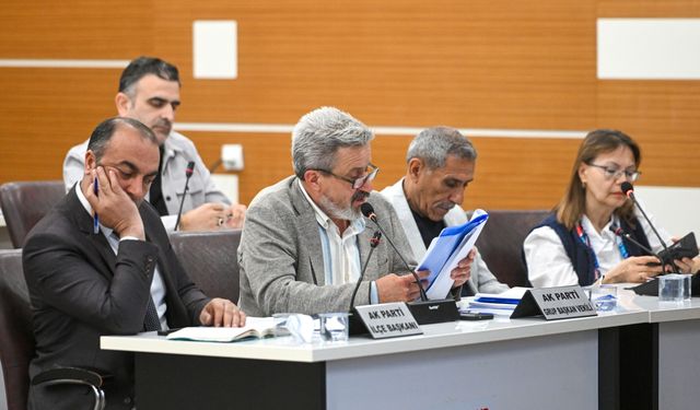 Bornova Belediyesi 2025 kesin hesabı meclisten geçti