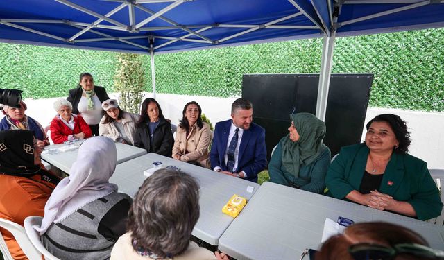 Başkan Görkem Duman kadınlarla Beş Çayı etkinliğinde buluştu