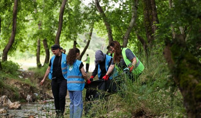 Buca’da doğa için el ele