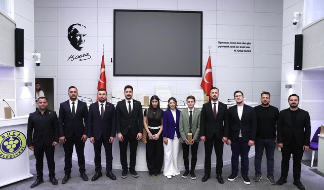 Buca’da gençler yönetime katılıyor