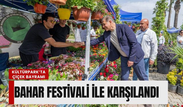 Kültürpark’ta Çiçek Bayramı: İzmir baharı Balkon ve Bahçe Festivali ile karşıladı