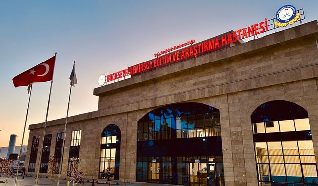 İzmir’de sağlıkta düşük karbon dönüşümü için DE-CARE başladı