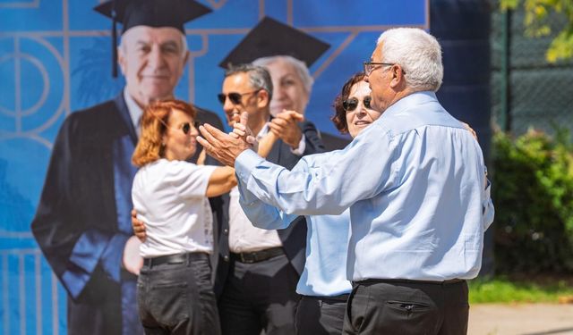 Kampüste bahar değil, 'Çınar' esintisi: Gençlere taş çıkardılar!