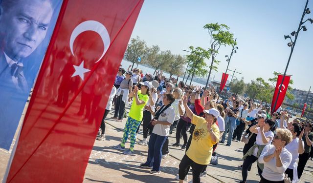 Konak’ta Anneler Günü: Dans, müzik ve aerodans