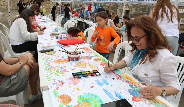 Seferihisar’da Uluslararası Suluboya Festivali’ne görkemli kapanış!