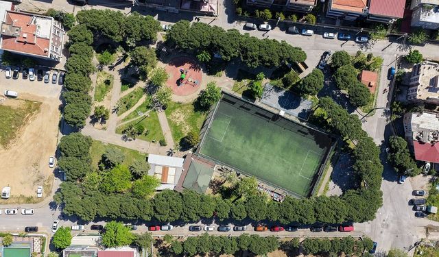 Gaziemir’de Şehit Ferit Yaşarlar Parkı yenileniyor