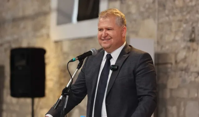 Urla Belediye Başkanı Selçuk Balkan'dan 19 Mayıs kutlaması