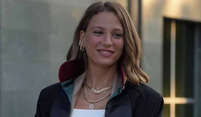 Serenay Sarıkaya gözaltına alındı