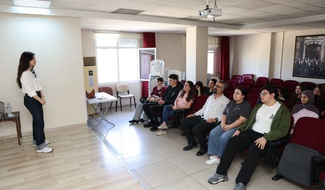 Çiğli’de LGS ve YKS adaylarına psikolojik destek!