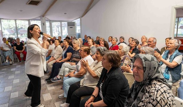 Bornova’da kıdemli çınarlara bayram morali!