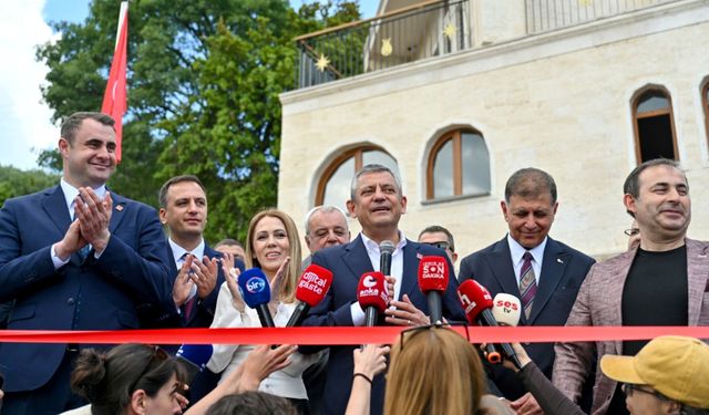 CHP Lideri Özel, Bornova’da üç önemli projeyi hizmete açtı