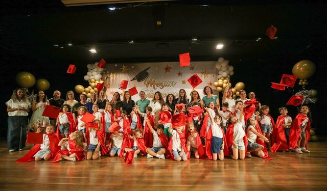 Karşıyaka’nın yıldızları parladı: İlk diploma heyecanı!