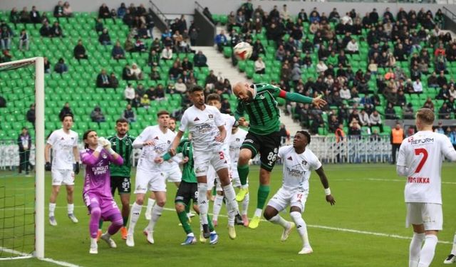 Aliağa'dan savunmaya şampiyonluk hamlesi!
