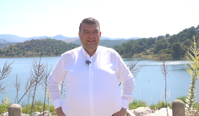 Seferihisar’da üreticiye sezonluk su desteği başladı