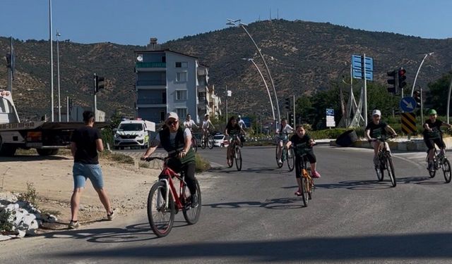Bayındır’da sağlıklı yaşam için pedal çevrildi
