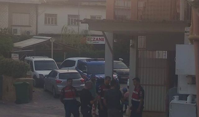 Bayındır'da feci kaza: Araçta sıkıştı!