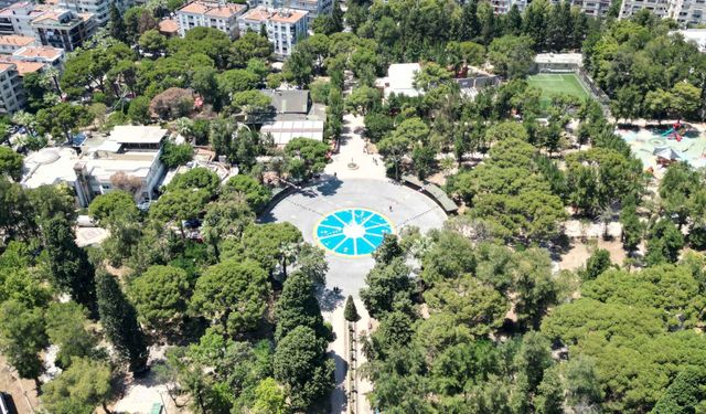Bornova’da Büyükpark’ın simge havuzu yenilendi