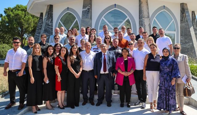 Başkan Benzer’den müdürlerle kritik toplantı