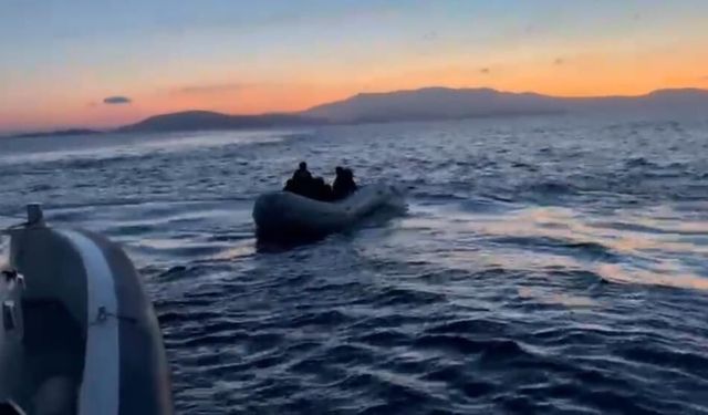 Çeşme açıklarında çifte operasyon: 46 göçmen yakalandı!